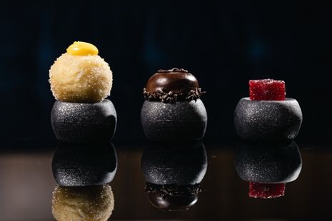 petit four